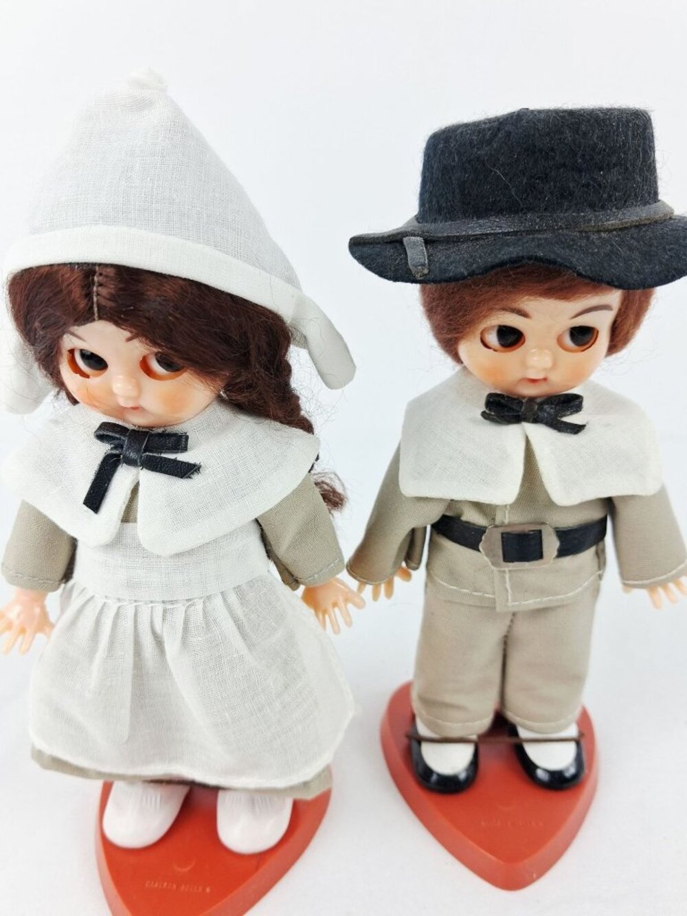 Carlson Dolls Pilgrim Boy & Girl On Heart Bases Vintage Made In USA - Picture 8 of 16